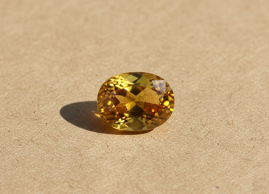 13-sri-lankan-yellow-sapphire-gems-ceylon