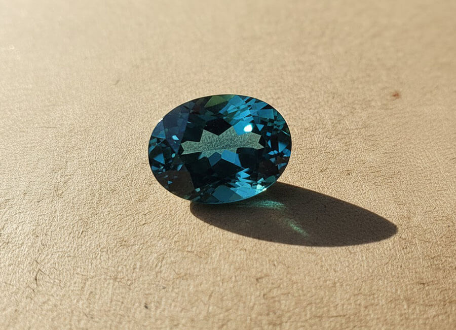 3-sri-lankan-teal-sapphire-gemstone-ceylon