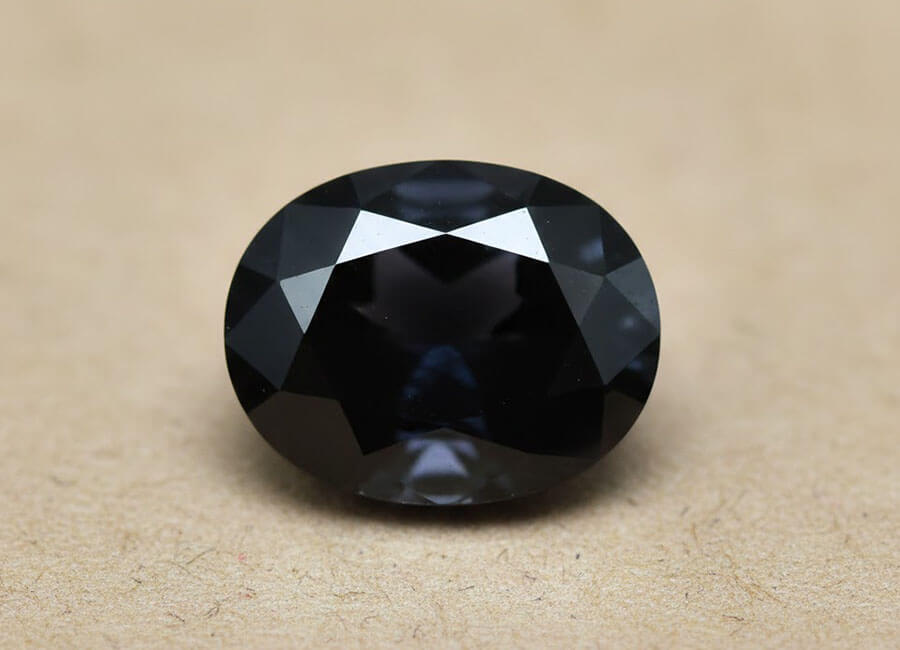 12-sri-lankan-black-spinel-from-ceylon