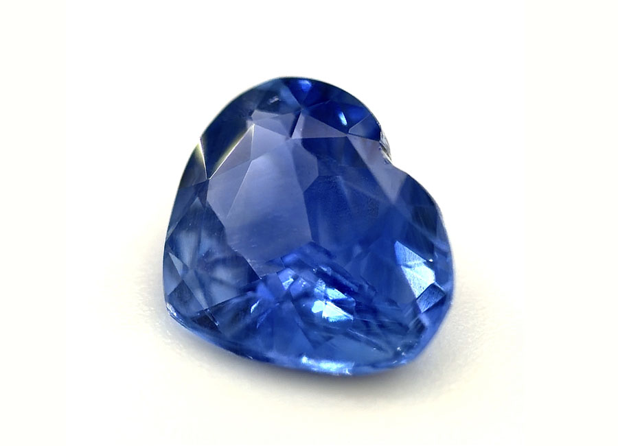 bs-02-natural-blue-sapphire-from-sri-lanka-3
