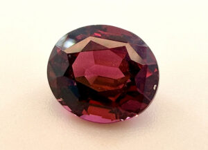 gar-04-buy-high-quality-garnet-rhodolite-gemstone-online-3