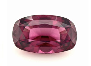 gar-06-natural-rhodolite-rose-garnet-from-sri-Lanka-pinkish-red-garnet-gemstone-1