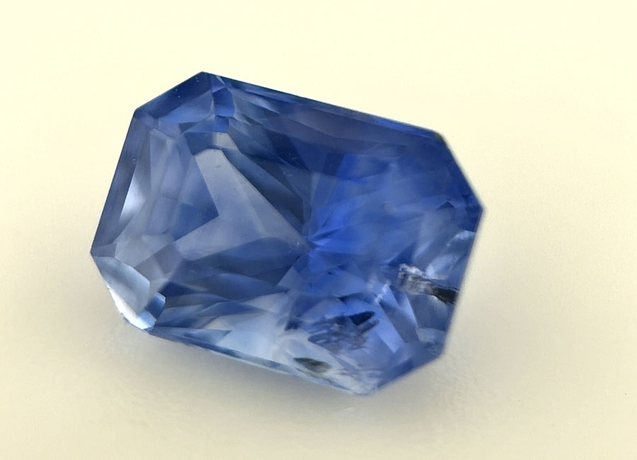 bs-03-ceylon-blue-sapphire-natural-corn-flower-blue-1.21-ct--3